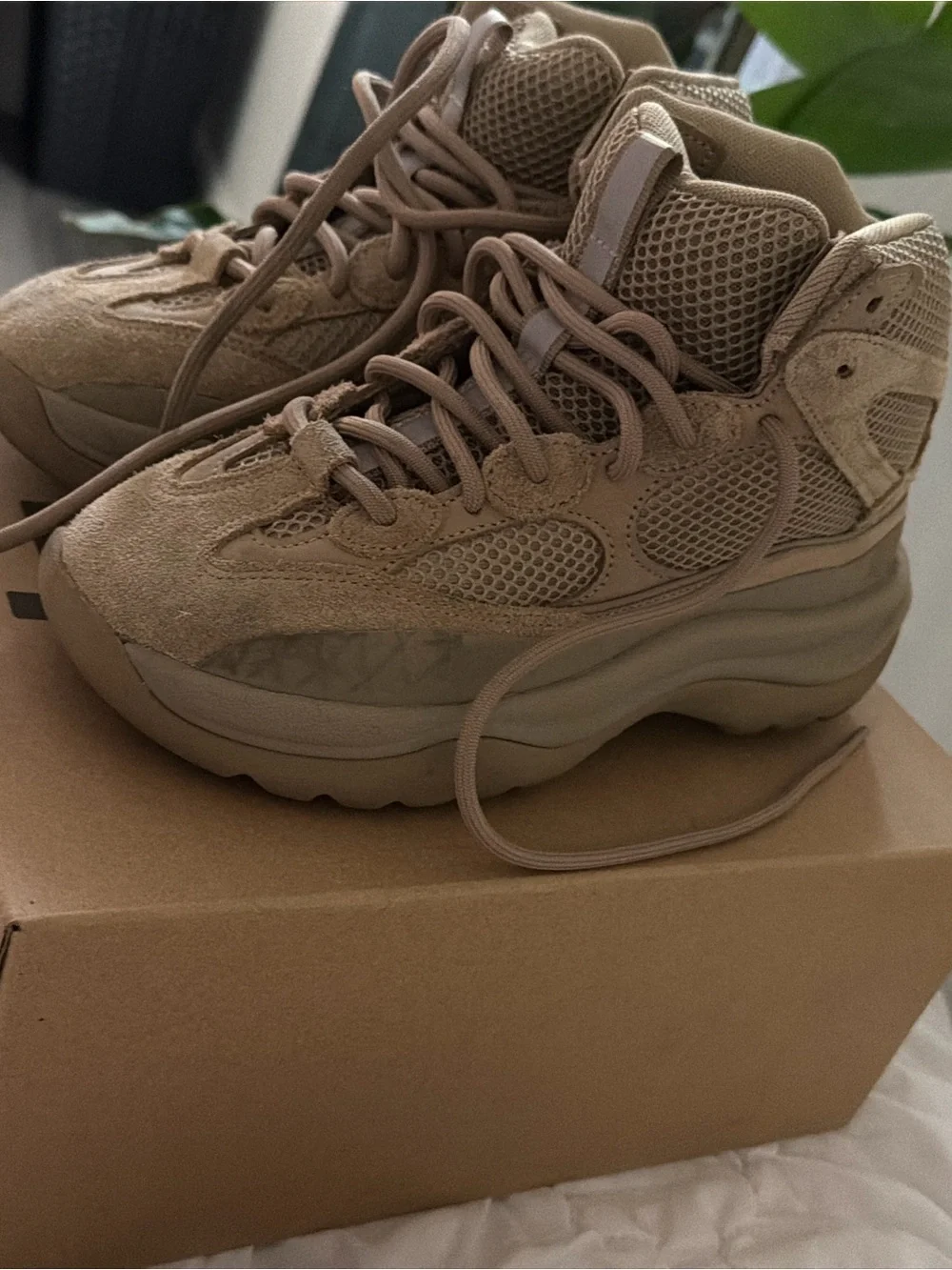adidas Yeezy Desert Boot in ‘Rock’ men’s size 5.5